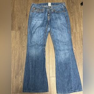 Low Rise flare jeans True Religion size 28
